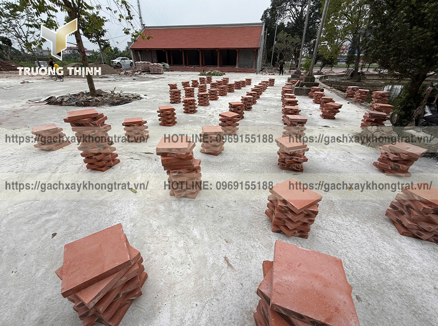 Cẩm nang mua gạch bát lát nền Thiện Chí cho công trình tâm linh
