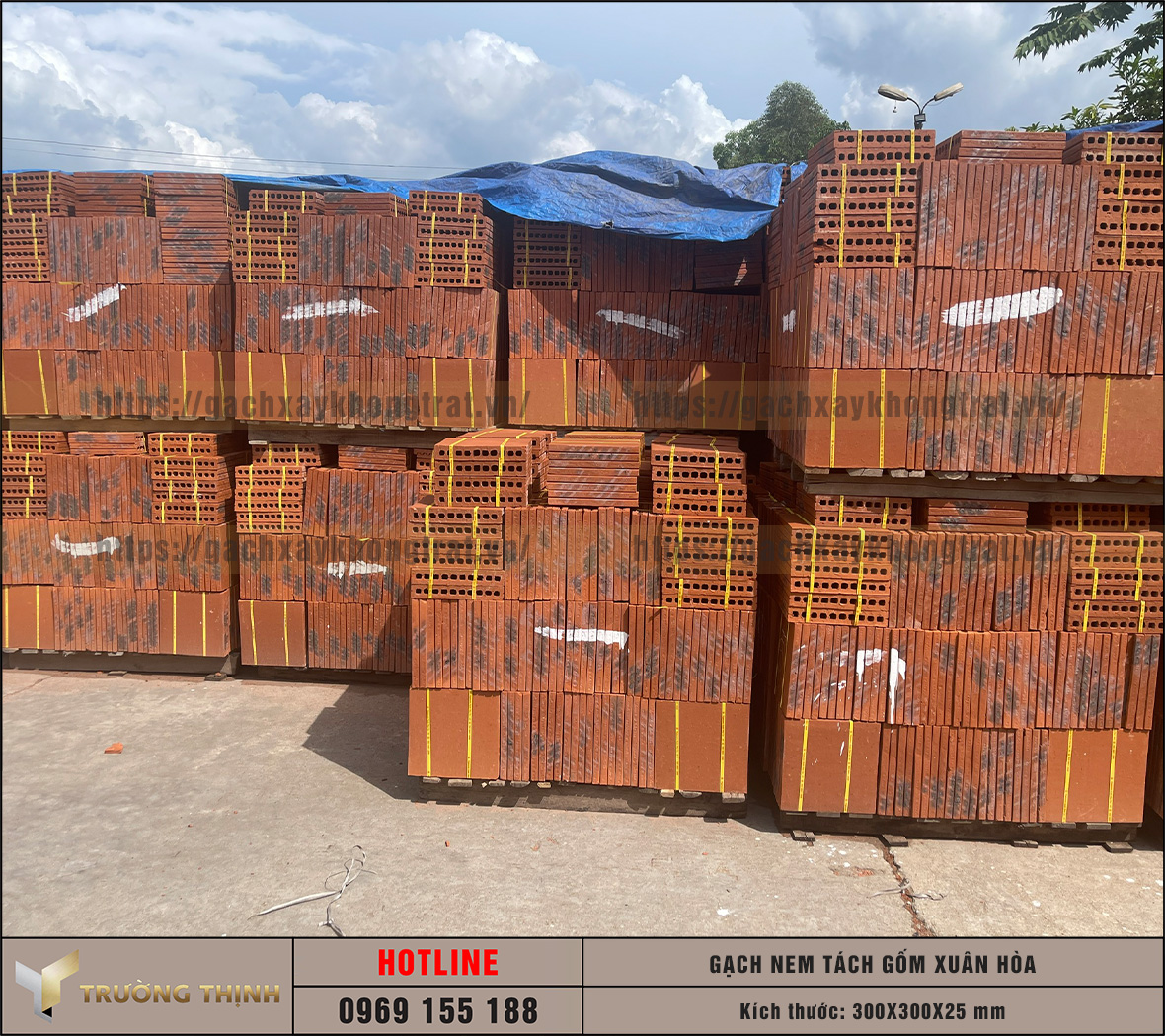 Đại lý phân phối gạch nem tách 300x300x25 gốm Xuân Hòa giá gốc tại nhà máy