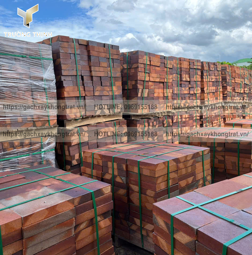 Gạch bát cổ 300x300x50 lát nền cho công trình tâm linh: Vẻ đẹp vĩnh cửu cùng thời gian