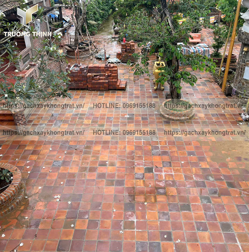 Gạch bát cổ 300x300x50 lát nền cho công trình tâm linh: Vẻ đẹp vĩnh cửu cùng thời gian