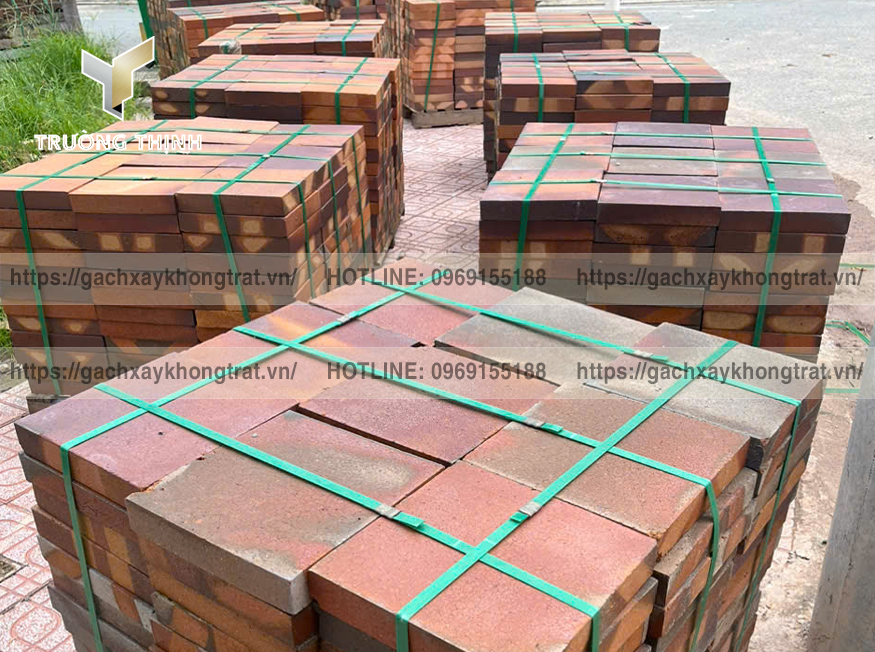 Gạch Cổ - Gạch bát thủ công đốt củi 300x300x50: Nét Đẹp Hoài Cổ & Bền Vững | Trường Thịnh