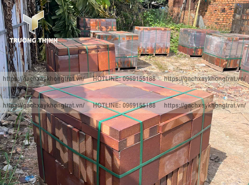 Gạch Cổ - Gạch bát thủ công đốt củi 300x300x50: Nét Đẹp Hoài Cổ & Bền Vững | Trường Thịnh