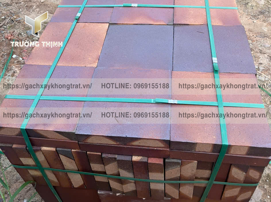Gạch Cổ - Gạch bát thủ công đốt củi 300x300x50: Nét Đẹp Hoài Cổ & Bền Vững | Trường Thịnh