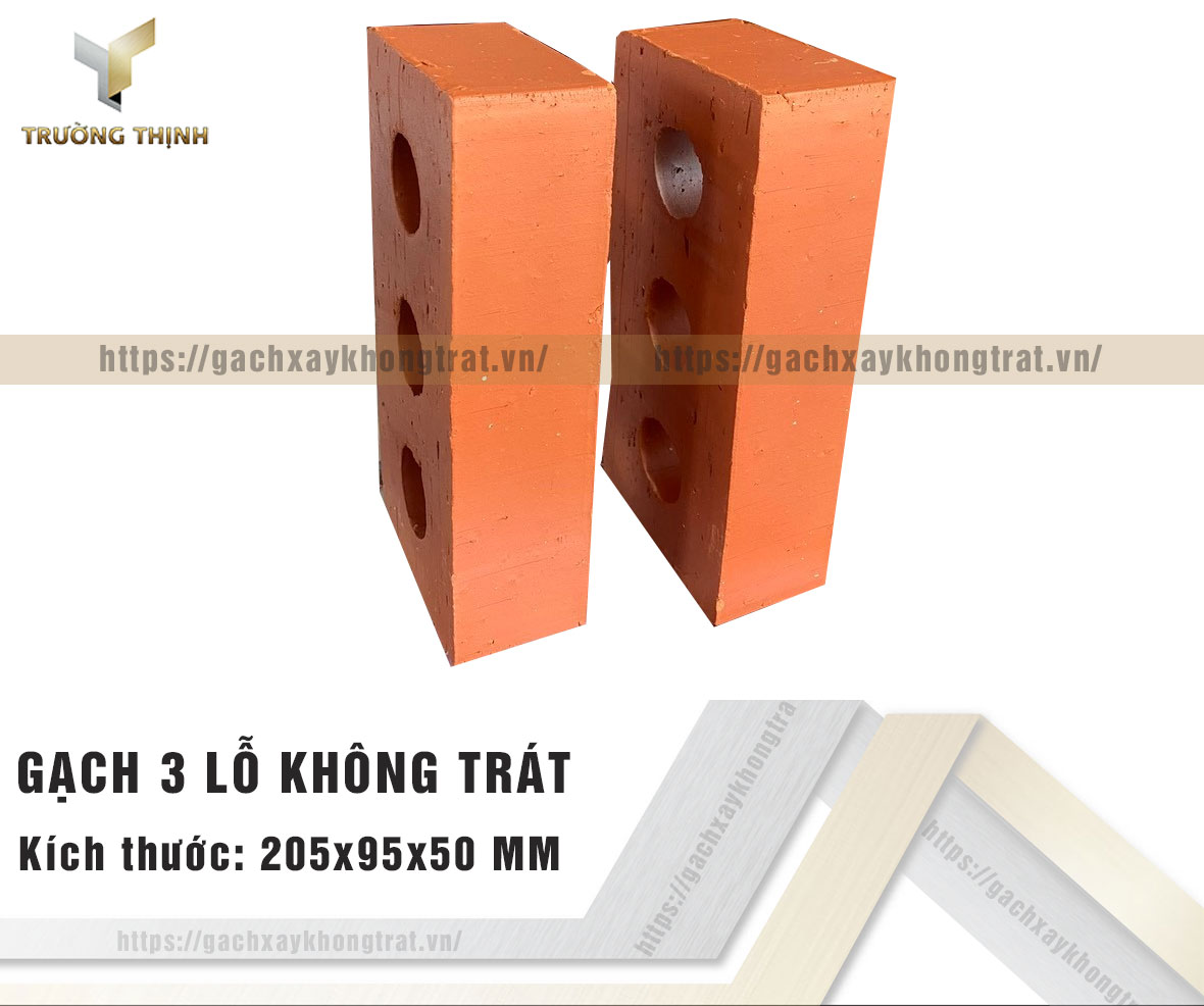 Gạch 3 lỗ xây không trát Xuân Hòa Hà Nội trên kệ palet tại nhà máy