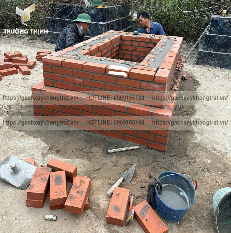 Khám phá các mẫu gạch đặc xây không trát xây mộ đẹp từ thương hiệu Xuân Hòa Hà Nội và Thiện Chí. Gạch cao cấp, bền màu, chống thấm, phân phối bởi Trường Thịnh Group.