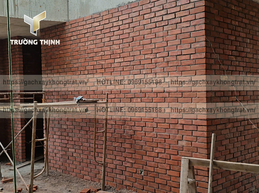 Gạch Xây Không Trát Từ Sơn: Nét Đẹp Mộc Mạc Vượt Thời Gian và Tiềm Năng Kiến Trúc