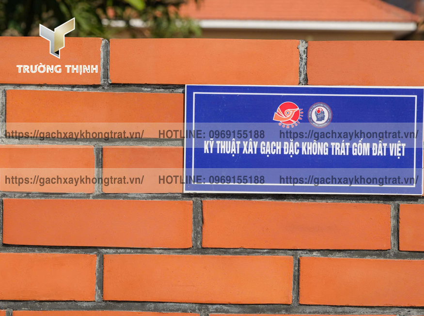 Khám phá thiết kế nhà phố hiện đại với gạch xây không trát Đất Việt: vẻ đẹp mộc mạc, bền vững, tiết kiệm chi phí