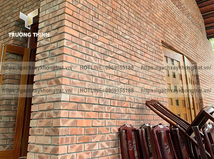 Tường gạch không trát: Lựa chọn đột phá cho quán cafe, nhà hàng